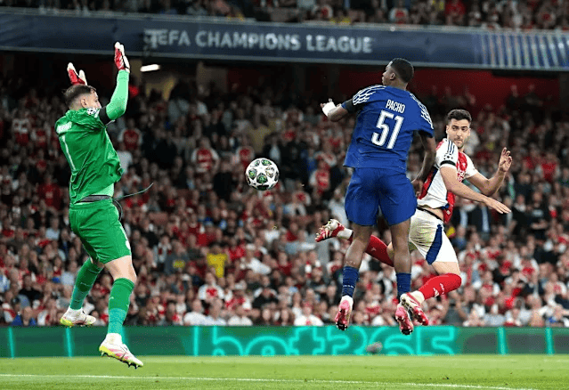 续约告急！多纳鲁马陷千万年薪僵局，皇马曼城磨刀霍霍